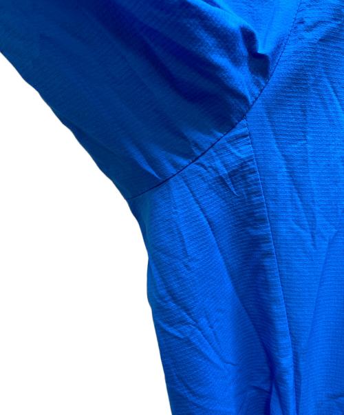 THE NORTH FACE（ザ ノース フェイス）THE NORTH FACE (ザ ノース フェイス) ナイロンジャケット/スワローテイルベントフーディ ブルー×ネイビー サイズ:Mの古着・服飾アイテム