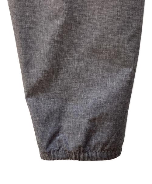 THE NORTH FACE（ザ ノース フェイス）THE NORTH FACE (ザ ノース フェイス) トラックパンツ/Training Rib Pant グレー サイズ:不明の古着・服飾アイテム