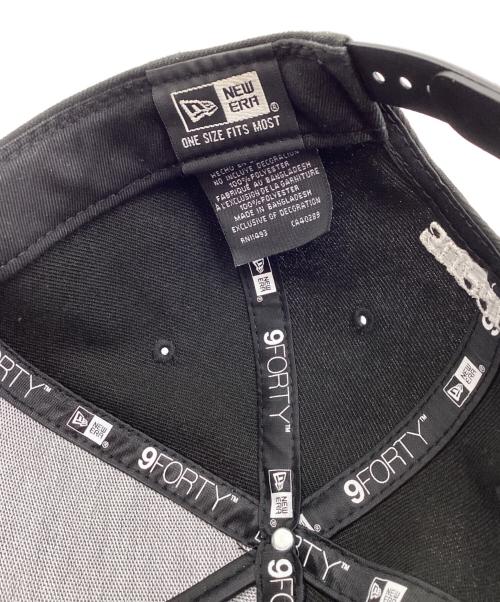 SUPREME（シュプリーム）SUPREME (シュプリーム) New Era (ニューエラ) キャップ ブラックの古着・服飾アイテム