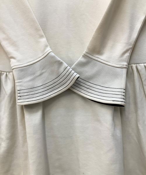 MARY QUANT（マリークヮント）MARY QUANT (マリークヮント) 長袖ワンピース アイボリー サイズ:Mの古着・服飾アイテム