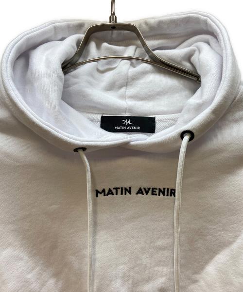 matin avenir（マタンアヴニール）MATIN AVENIR (マタンアヴニール) プルオーバーパーカー ホワイト サイズ:Mの古着・服飾アイテム