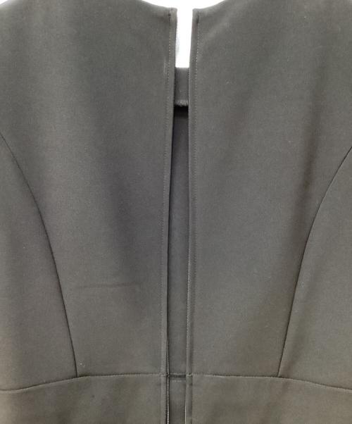 FOXEY NEWYORK（フォクシーニューヨーク）FOXEY NEWYORK (フォクシーニューヨーク) 半袖ワンピース ブラック サイズ:Mの古着・服飾アイテム