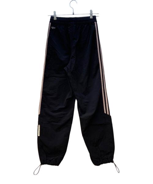 adidas（アディダス）adidas (アディダス) NTS Radio (NTSラジオ) adidas × NTS Radio/カーゴパンツ/xs ブラック サイズ:XSの古着・服飾アイテム
