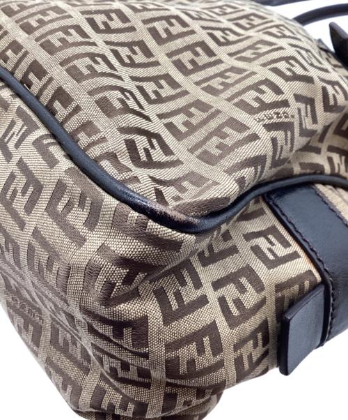 FENDI（フェンディ）FENDI (フェンディ) ハンドバッグ ブラウンの古着・服飾アイテム