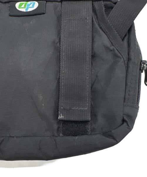 SUPREME（シュプリーム）SUPREME (シュプリーム) ショルダーバッグ ブラックの古着・服飾アイテム