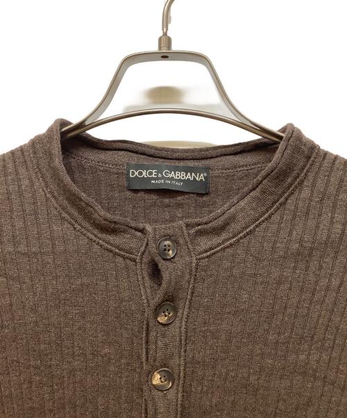 DOLCE & GABBANA（ドルチェ＆ガッバーナ）DOLCE & GABBANA (ドルチェ＆ガッバーナ) 薄手ニット ブラウン サイズ:44の古着・服飾アイテム