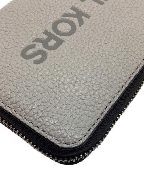 MICHAEL KORS（マイケル・コース）MICHAEL KORS (マイケル・コース) 長財布 グレーの古着・服飾アイテム