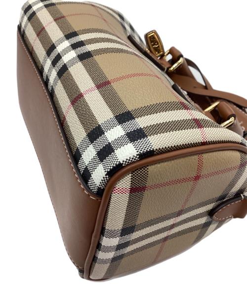 BURBERRY（バーバリー）BURBERRY (バーバリー) ショルダーバッグ ベージュ×ブラック×レッド×ホワイトの古着・服飾アイテム