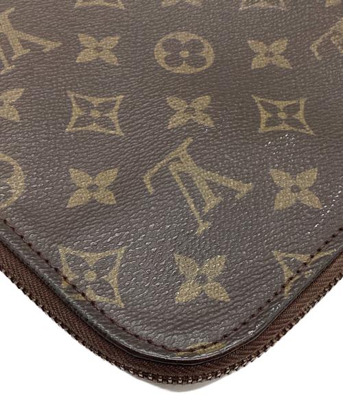 LOUIS VUITTON（ルイ ヴィトン）LOUIS VUITTON (ルイ ヴィトン) クラッチバッグ ブラウンの古着・服飾アイテム