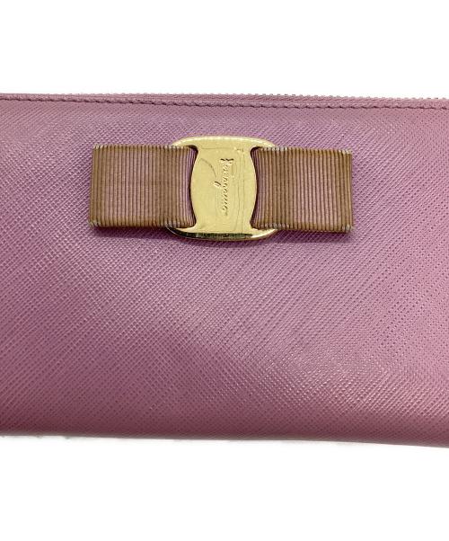 Salvatore Ferragamo（サルヴァトーレ フェラガモ）Salvatore Ferragamo (サルヴァトーレ フェラガモ) 長財布 ピンクの古着・服飾アイテム