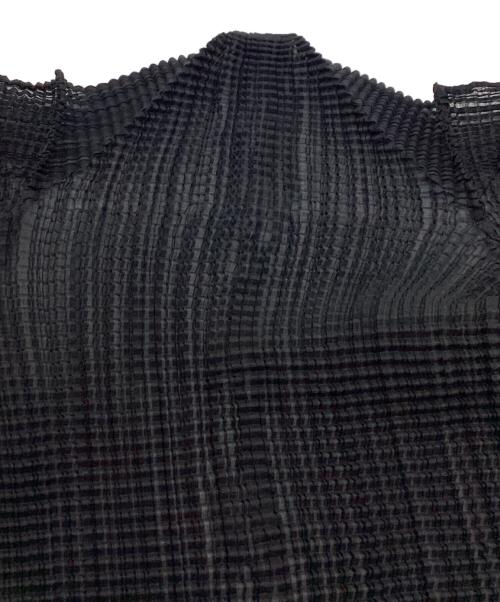 ISSEY MIYAKE（イッセイミヤケ）ISSEY MIYAKE (イッセイミヤケ) 薄手カーディガン ブラック サイズ:Mの古着・服飾アイテム