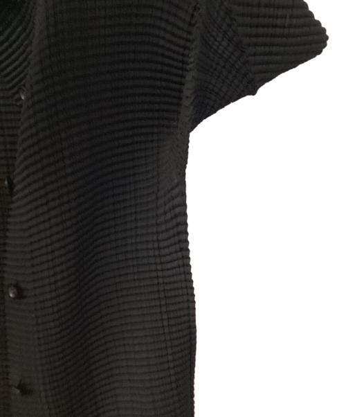 ISSEY MIYAKE（イッセイミヤケ）ISSEY MIYAKE (イッセイミヤケ) 薄手カーディガン ブラック サイズ:Mの古着・服飾アイテム
