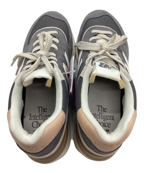 NEW BALANCE（ニューバランス）NEW BALANCE (ニューバランス) スニーカー 574 グレー×ホワイト サイズ:24cmの古着・服飾アイテム