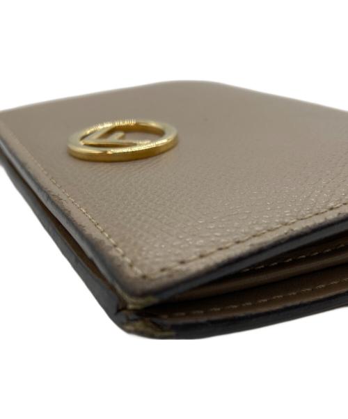 FENDI（フェンディ）FENDI (フェンディ) 2つ折り財布 グレーの古着・服飾アイテム