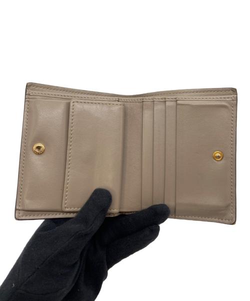 FENDI（フェンディ）FENDI (フェンディ) 2つ折り財布 グレーの古着・服飾アイテム