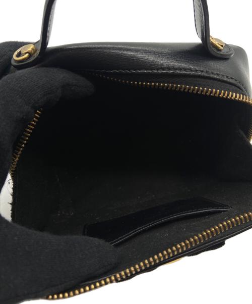 Salvatore Ferragamo（サルヴァトーレ フェラガモ）Salvatore Ferragamo (サルヴァトーレ フェラガモ) ショルダーバッグ ブラックの古着・服飾アイテム