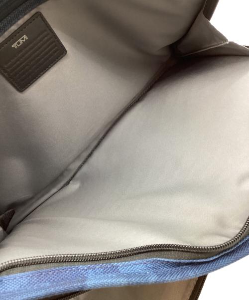 TUMI（トゥミ）TUMI (トゥミ) クラッチバッグ ネイビーの古着・服飾アイテム