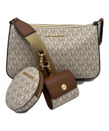 MICHAEL KORS（マイケル・コース）の古着「JET SET TRAVEL クロスボディ ウィズ テックアタッチ スモール - MKシグネチャー」｜ベージュ×ブラウン