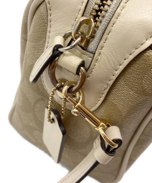 COACH（コーチ）COACH (コーチ) 2WAYショルダーバッグ ベージュ×ホワイトの古着・服飾アイテム