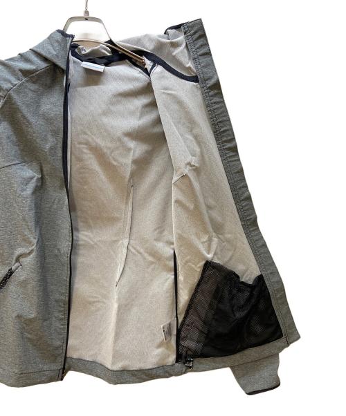 Columbia（コロンビア）Columbia (コロンビア) ナイロンパーカー/ヘザーキャニオン ソフトシェルジャケット グレー サイズ:Sの古着・服飾アイテム