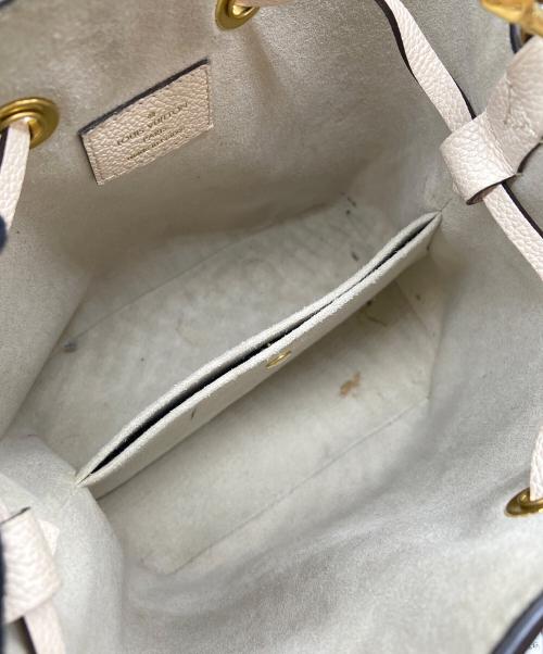 LOUIS VUITTON（ルイ ヴィトン）LOUIS VUITTON (ルイ ヴィトン) ショルダーバッグ/モノグラム・アンプラント/ネオノエBB ベージュの古着・服飾アイテム