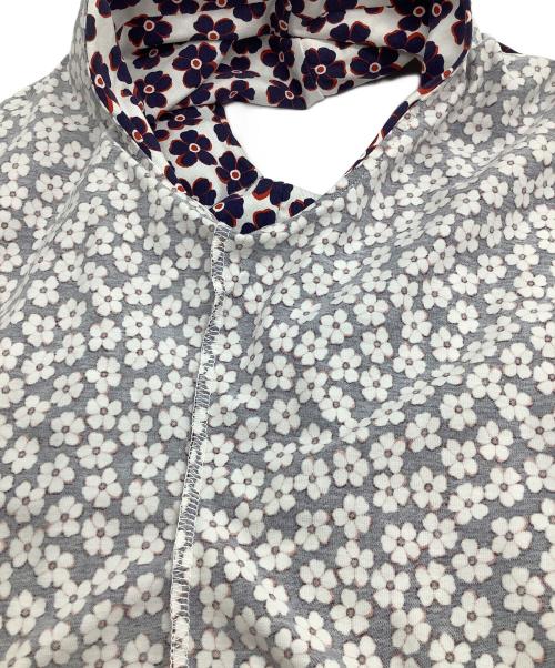 ARMANI JEANS（アルマーニジーンズ）ARMANI JEANS (アルマーニジーンズ) ノースリーブ・キャミソールワンピース ホワイト×ネイビー×レッド サイズ:42の古着・服飾アイテム