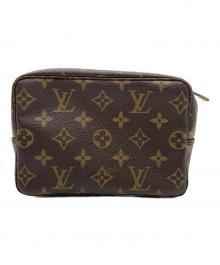 LOUIS VUITTON（ルイ ヴィトン）の古着「ハンドポーチ/モノグラム・トゥルース・トワレット18」