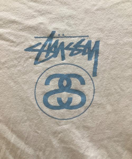 stussy（ステューシー）stussy (ステューシー) 半袖カットソー/シャネルロゴ ホワイト サイズ:Sの古着・服飾アイテム