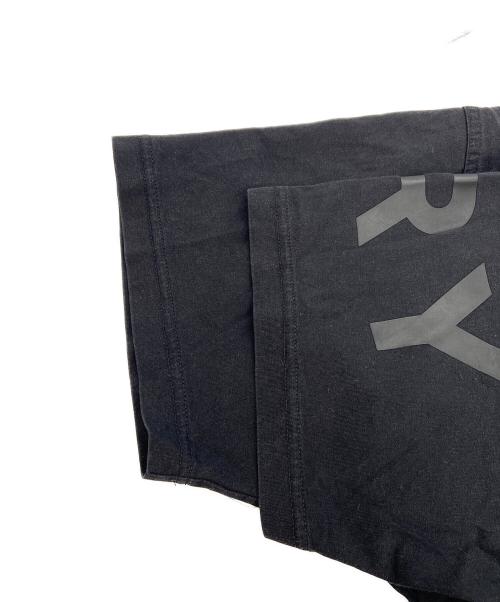 BURBERRY（バーバリー）BURBERRY (バーバリー) 半袖カットソー/ホースフェリープリント クルーネックTシャツ ブラック サイズ:Mの古着・服飾アイテム
