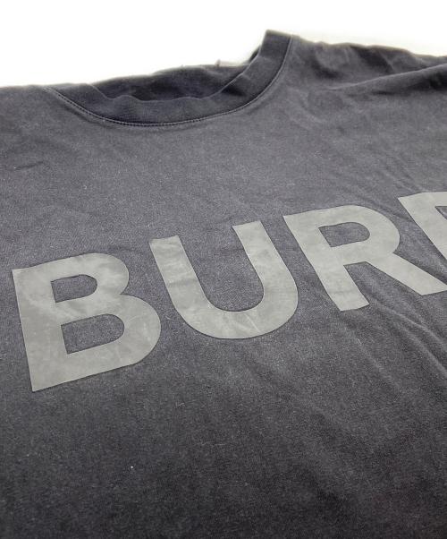 BURBERRY（バーバリー）BURBERRY (バーバリー) 半袖カットソー/ホースフェリープリント クルーネックTシャツ ブラック サイズ:Mの古着・服飾アイテム