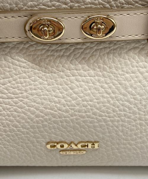 COACH（コーチ）COACH (コーチ) ショルダーバッグ/スワッガー ベージュの古着・服飾アイテム