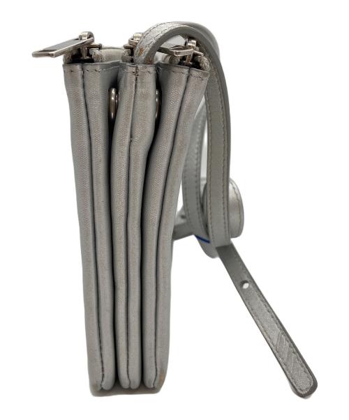 CELINE（セリーヌ）CELINE (セリーヌ) ショルダーバッグ/トリオ/Metallic Leather Crossbody シルバーの古着・服飾アイテム