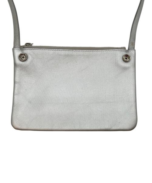 CELINE（セリーヌ）CELINE (セリーヌ) ショルダーバッグ/トリオ/Metallic Leather Crossbody シルバーの古着・服飾アイテム