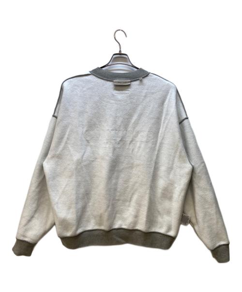 FOG ESSENTIALS（フィアオブゴッド エッセンシャル）FOG ESSENTIALS (フィアオブゴッド エッセンシャル) クルーネックスウェット グレー サイズ:Lの古着・服飾アイテム