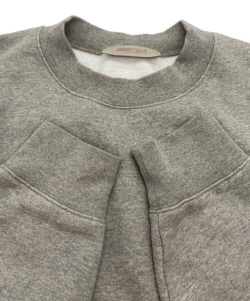 FOG ESSENTIALS（フィアオブゴッド エッセンシャル）FOG ESSENTIALS (フィアオブゴッド エッセンシャル) クルーネックスウェット グレー サイズ:Lの古着・服飾アイテム