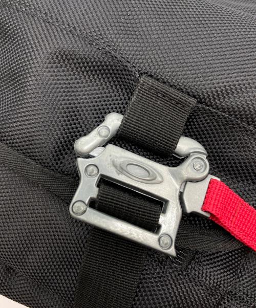 OAKLEY（オークリー）OAKLEY (オークリー) リュック ブラックの古着・服飾アイテム