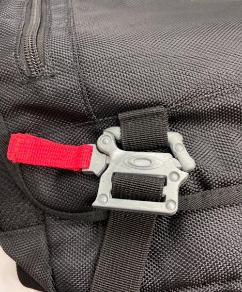 OAKLEY（オークリー）OAKLEY (オークリー) リュック ブラックの古着・服飾アイテム