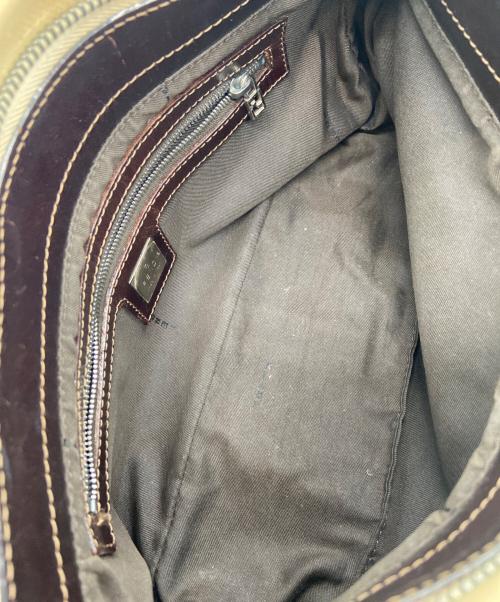 FENDI（フェンディ）FENDI (フェンディ) ショルダーバッグ ベージュの古着・服飾アイテム