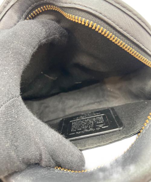 COACH（コーチ）COACH (コーチ) ショルダーバッグ/キャンティーン クロスボディ ブラックの古着・服飾アイテム