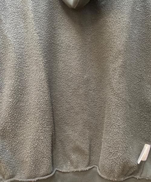 FOG ESSENTIALS（フィアオブゴッド エッセンシャル）FOG ESSENTIALS (フィアオブゴッド エッセンシャル) プルオーバーパーカー ブラック サイズ:Lの古着・服飾アイテム