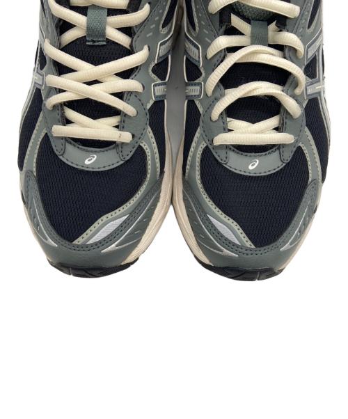 asics（アシックス）asics (アシックス) ローカットスニーカー ブラック×ホワイト サイズ:24.5cmの古着・服飾アイテム