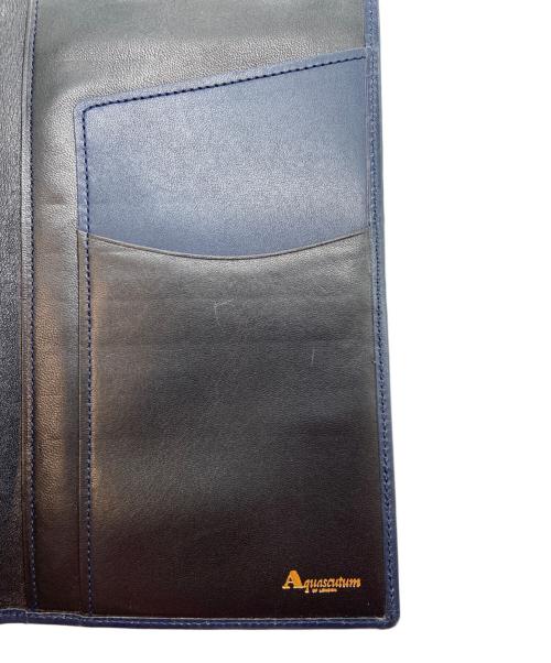 Aquascutum（アクアスキュータム）Aquascutum (アクアスキュータム) 長財布 ネイビーの古着・服飾アイテム