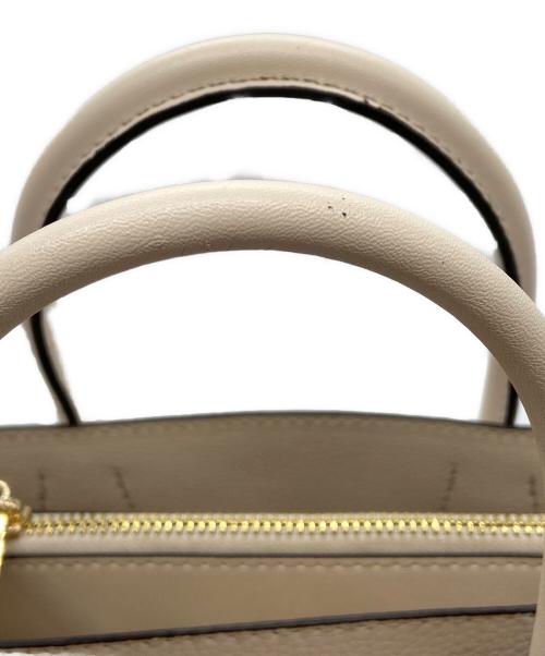 MICHAEL KORS（マイケルコース）MICHAEL KORS (マイケルコース) ハンドバッグ アイボリーの古着・服飾アイテム
