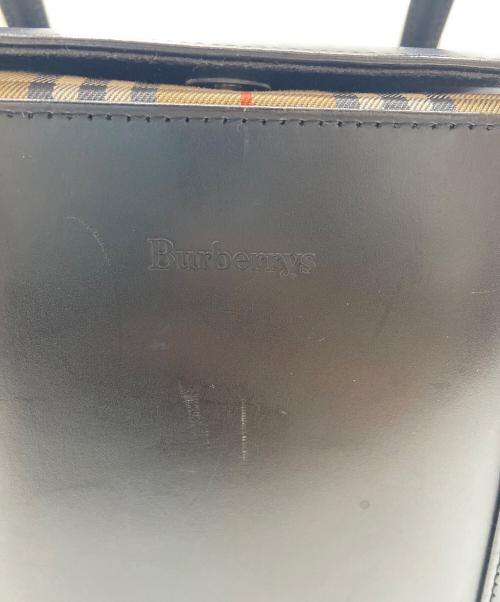 Burberry's（バーバリーズ）Burberry's (バーバリーズ) ハンドバッグ ブラックの古着・服飾アイテム