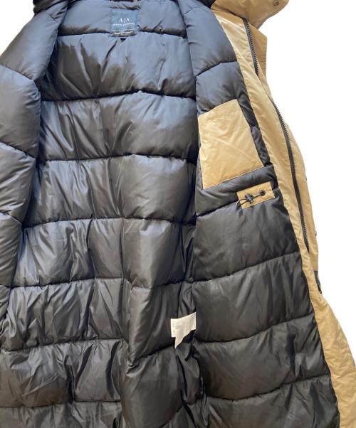 ARMANI EXCHANGE（アルマーニ エクスチェンジ）ARMANI EXCHANGE (アルマーニ エクスチェンジ) 中綿ジャケット ベージュ サイズ:Mの古着・服飾アイテム