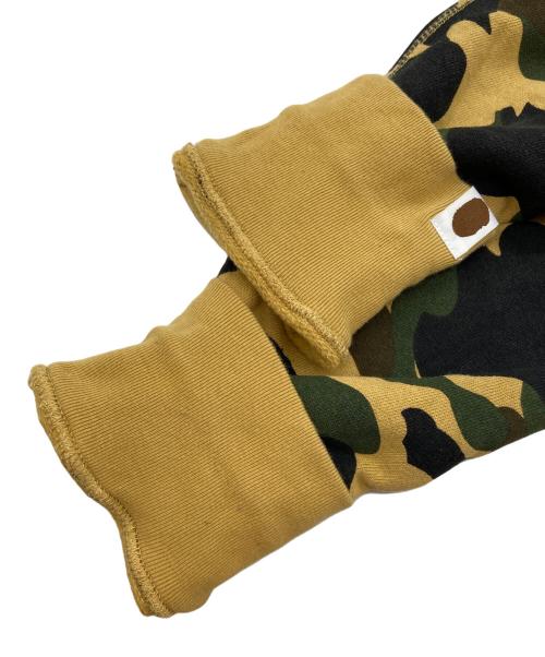 A BATHING APE（アベイシングエイプ）A BATHING APE (アベイシングエイプ) プルオーバーパーカー キャメル サイズ:Lの古着・服飾アイテム