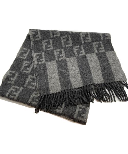FENDI（フェンディ）FENDI (フェンディ) マフラー グレーの古着・服飾アイテム