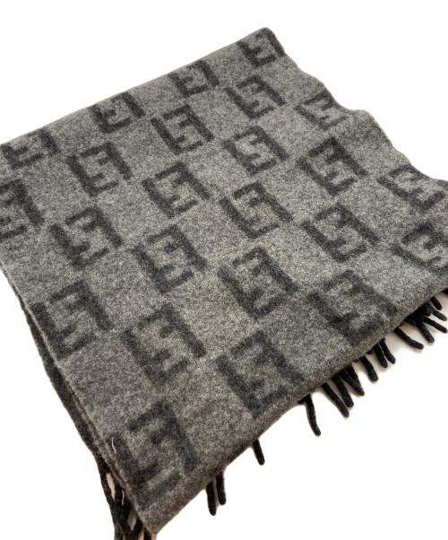 FENDI（フェンディ）FENDI (フェンディ) マフラー グレーの古着・服飾アイテム