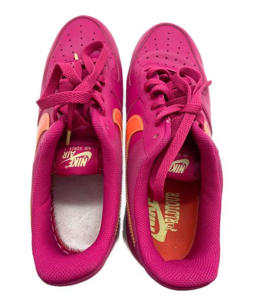 NIKE（ナイキ）NIKE (ナイキ) ローカットスニーカー/AIR FORCE 1 07 LV8 ピンク サイズ:27cmの古着・服飾アイテム