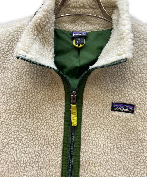 Patagonia（パタゴニア）Patagonia (パタゴニア) ボアベスト ベージュ×グリーン サイズ:XLの古着・服飾アイテム
